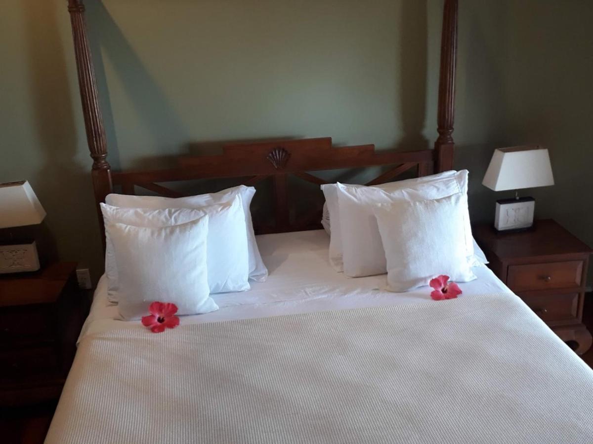 Luxury Suites Vila Indonesia Garopaba Exterior foto